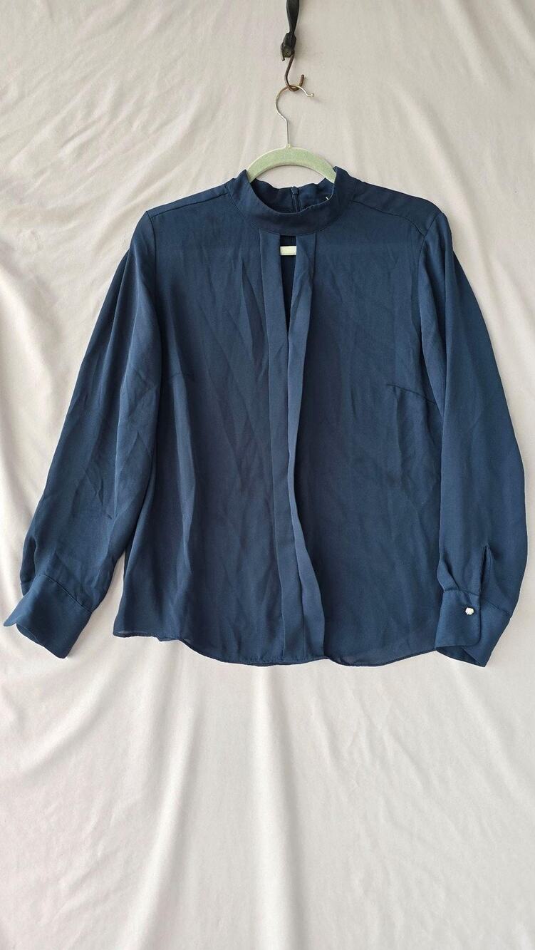 White House Black Market Blouse Womens 14P Petite Blue Mock Neck Rhinestone Top